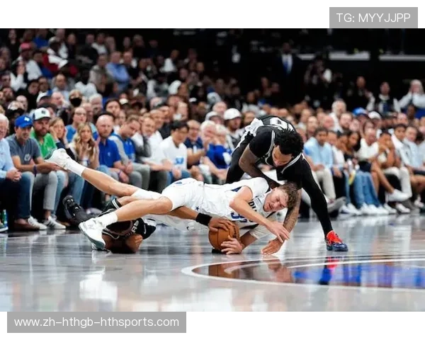 牛叉NBA最新赛季精彩表现：观看和回顾NBA赛季中的精彩瞬间与比赛